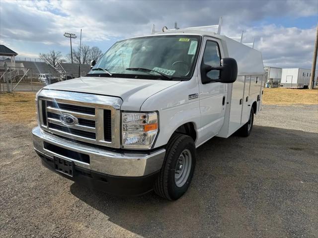 2025 Ford E-350 Cutaway E-Series Cutaway for sale in Gaithersburg, MD