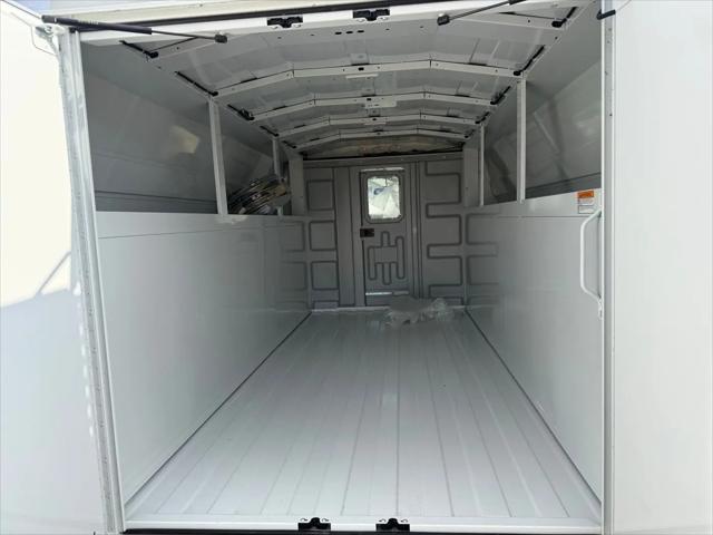 2025 Ford E-350 Cutaway E-Series Cutaway