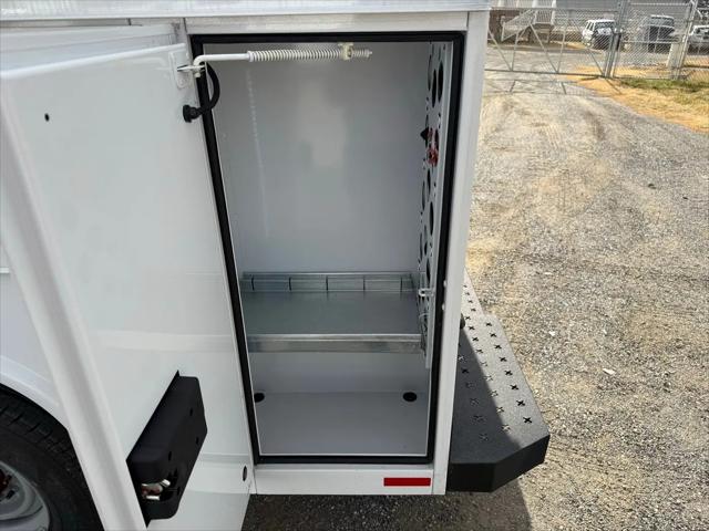2025 Ford E-350 Cutaway E-Series Cutaway