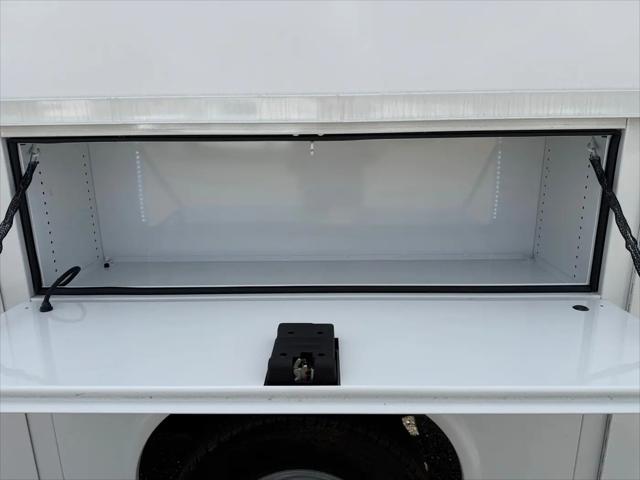 2025 Ford E-350 Cutaway E-Series Cutaway