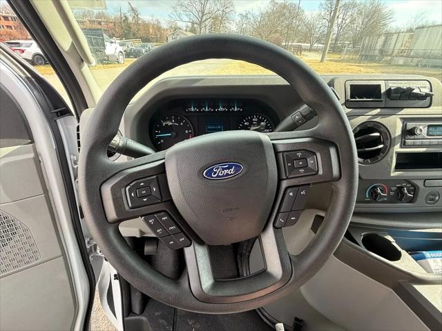 2025 Ford E-350 Cutaway E-Series Cutaway