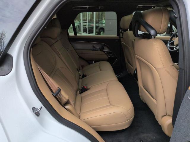 2026 Land Rover Range Rover Sport P360 SE