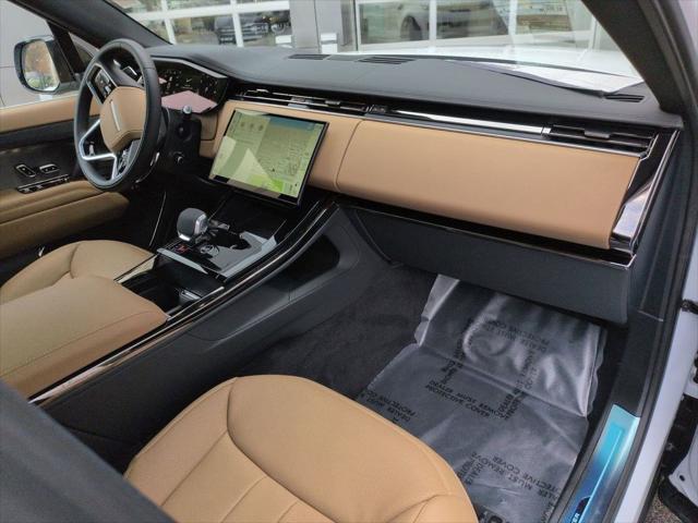 2026 Land Rover Range Rover Sport P360 SE