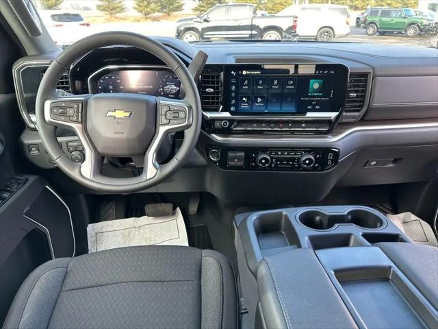 2026 Chevrolet Silverado 1500 4WD Crew Cab Standard Bed LT