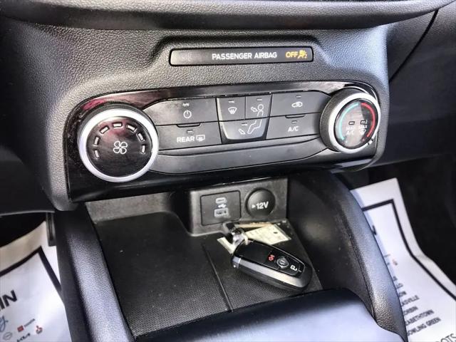2022 Ford Escape SE