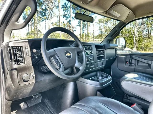 2023 Chevrolet Express Cargo Van RWD 2500 Regular Wheelbase WT