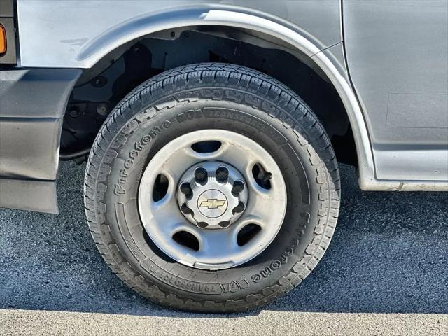 2023 Chevrolet Express Cargo Van RWD 2500 Regular Wheelbase WT
