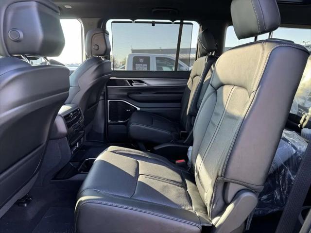 2026 Jeep Grand Wagoneer L Limited Reserve 4x4