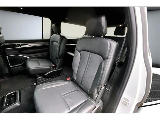 2026 Jeep Grand Wagoneer Limited Altitude 4x4