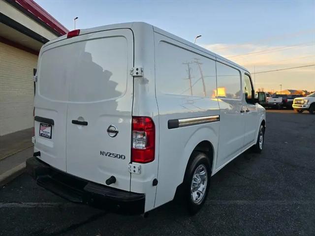 2021 Nissan 2500 SV Standard Roof V6