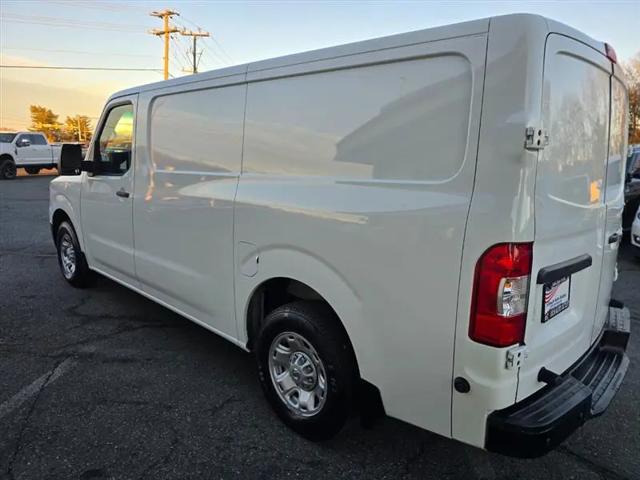 2021 Nissan 2500 SV Standard Roof V6