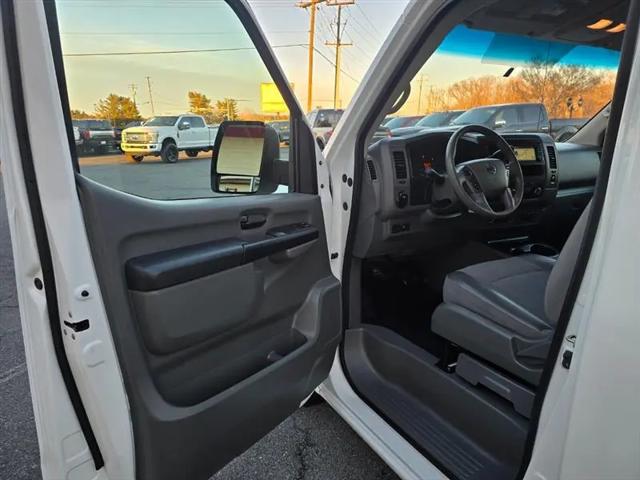 2021 Nissan 2500 SV Standard Roof V6