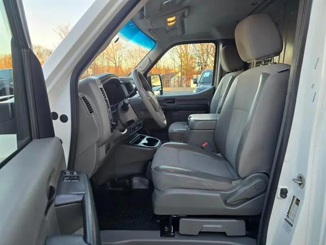 2021 Nissan 2500 SV Standard Roof V6