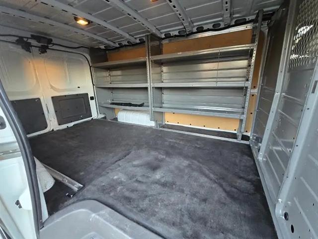 2021 Nissan 2500 SV Standard Roof V6