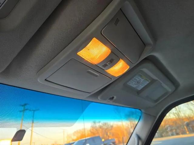 2021 Nissan 2500 SV Standard Roof V6