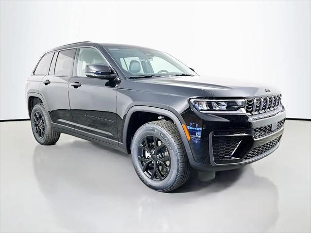 2026 Jeep Grand Cherokee Altitude 4x4 for sale in Owasso, OK