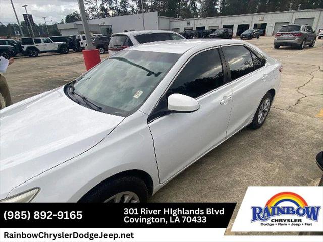 2017 Toyota Camry LE