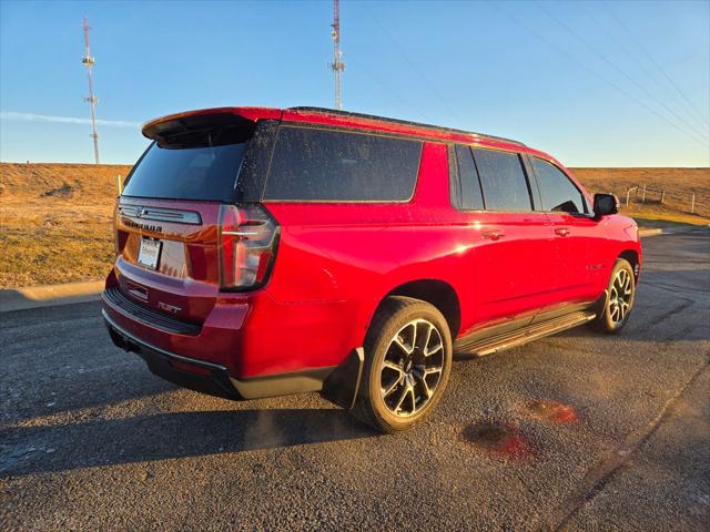 2021 Chevrolet Suburban 4WD RST