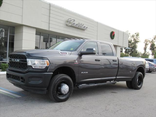 2019 RAM 3500 Tradesman Crew Cab 4x4 8 Box