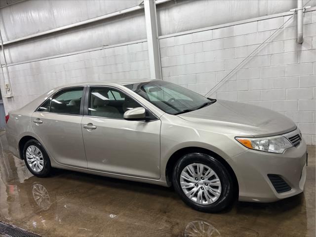 Used 2014 Toyota Camry For Sale in Wilmington, OH