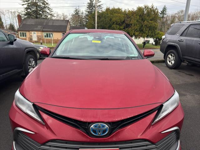 2021 Toyota Camry LE Hybrid