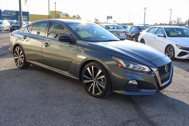 2021 Nissan Altima SR FWD