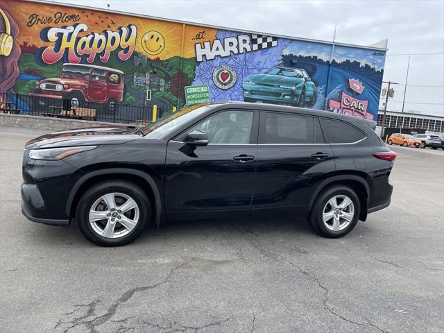 2023 Toyota Highlander LE