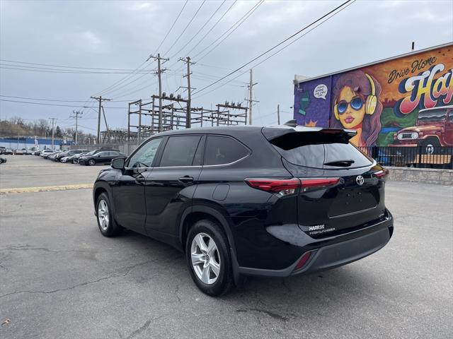 2023 Toyota Highlander LE