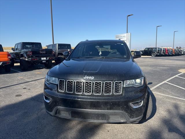 2019 Jeep Grand Cherokee Laredo E 4x2 2019 Jeep Grand Cherokee Laredo E 4x2