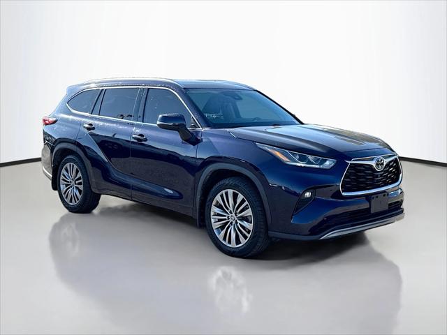 2022 Toyota Highlander Platinum