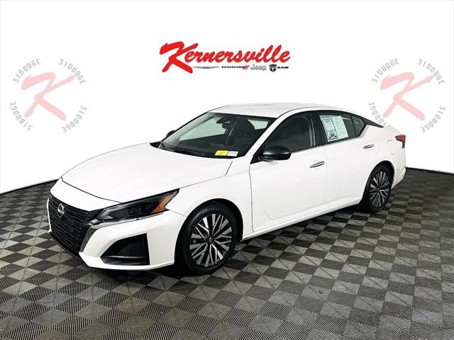 2024 Nissan Altima SV FWD