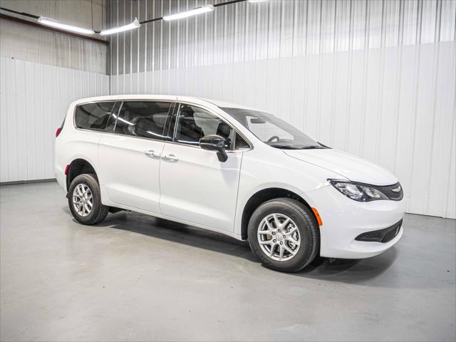2026 Chrysler Voyager LX