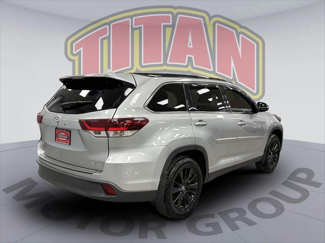 2019 Toyota Highlander XLE [2]