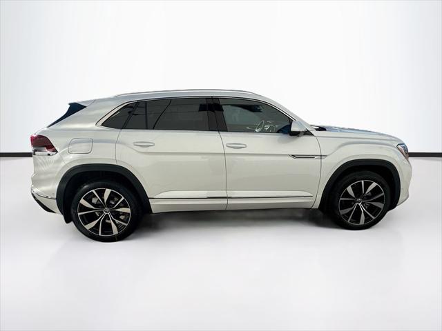 2026 Volkswagen Atlas Cross Sport SEL Premium R-Line