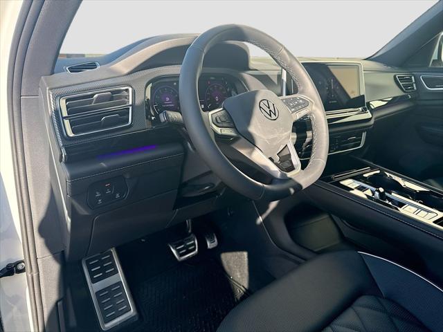 2026 Volkswagen Atlas Cross Sport SEL Premium R-Line