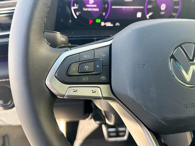 2026 Volkswagen Atlas Cross Sport SEL Premium R-Line