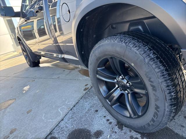 2022 Ram 1500 Classic Warlock Quad Cab 4x4 6'4" Box