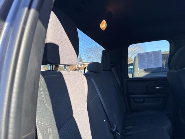 2022 Ram 1500 Classic Warlock Quad Cab 4x4 6'4" Box