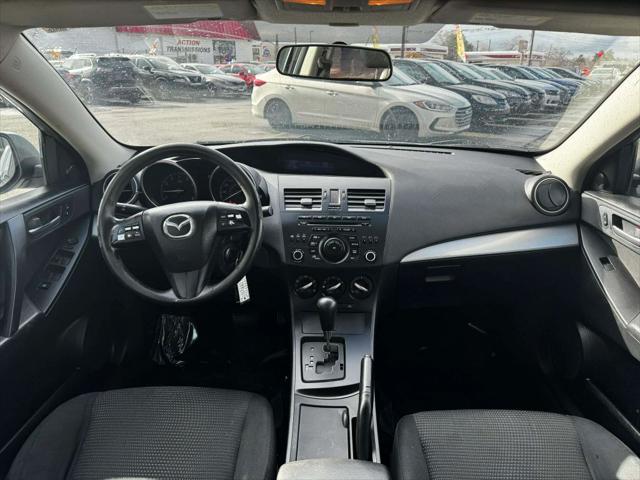 2012 Mazda Mazda3 i Touring