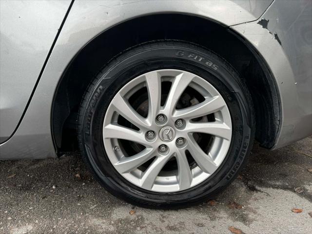 2012 Mazda Mazda3 i Touring