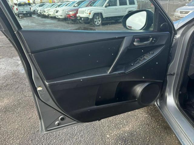 2012 Mazda Mazda3 i Touring