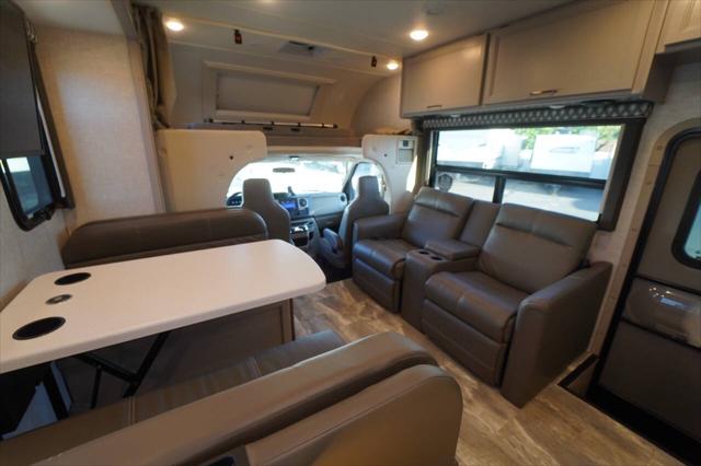 2023 Ford E-450 Cutaway KW29