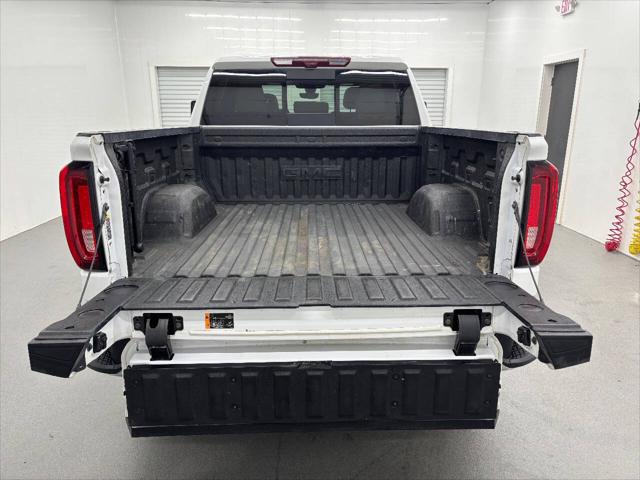 2022 GMC Sierra 1500 Limited 4WD Crew Cab Short Box SLT