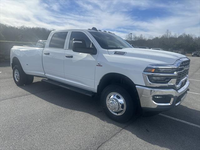 2026 Ram 3500 Tradesman Crew Cab 4x4 8' Box
