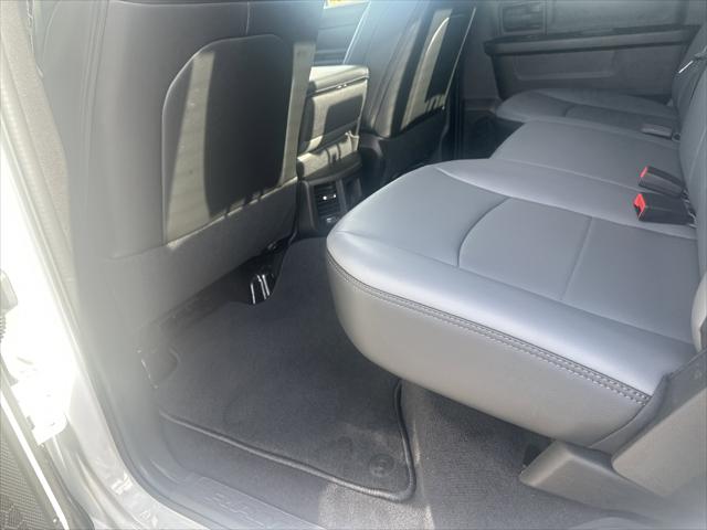 2026 Ram 3500 Tradesman Crew Cab 4x4 8' Box