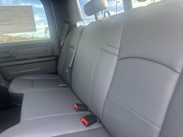 2026 Ram 3500 Tradesman Crew Cab 4x4 8' Box