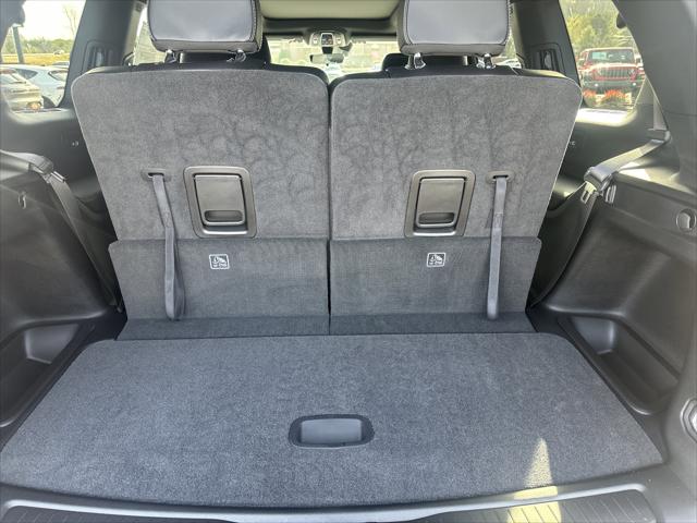 2025 Jeep Grand Cherokee L Limited 4x4