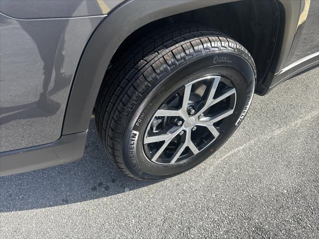 2025 Jeep Grand Cherokee L Limited 4x4