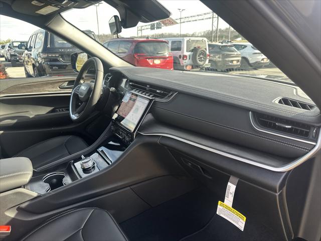 2025 Jeep Grand Cherokee L Limited 4x4