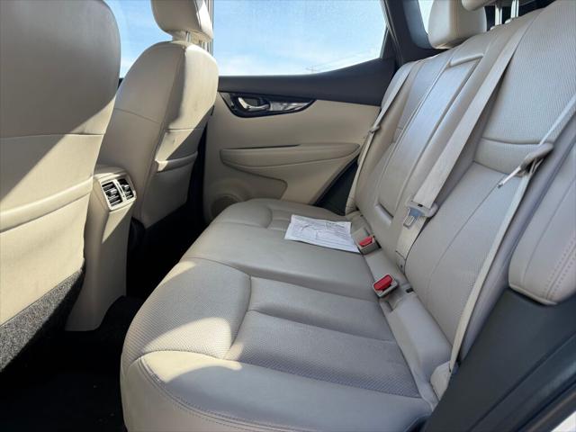 2022 Nissan Rogue Sport SL AWD Xtronic CVT